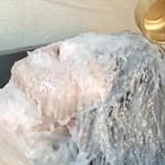 完全拘束して動けない女どんなに熱かろうとキレイに全身ロウ人間にする拷問パラフィンメッシー変態フェチプレイ動画