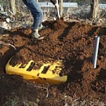 完全生き埋めにされて自分では脱出できない状況