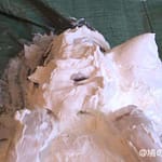 顔面生クリーム山盛り女体盛りメッシー│容赦なく積み上げられていく食材にまみれる姿に興奮変態フェチ動画