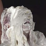 生クリームどろどろ女体盛りメッシー｜もっさりした質がテカテカで興奮変態フェチ動画