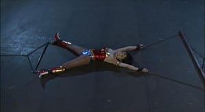 【ヒロピン】両手足完全拘束による全身引きちぎり拷問プレイ