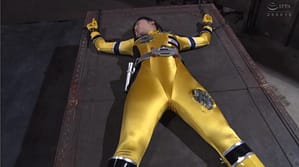 X字磔完全拘束｜両手両足を縛られたヒロインが敵のアジトに捕まり拷問を受ける変態ピンチプレイ動画