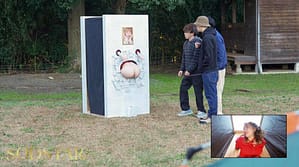 お尻出し壁埋め込み完全拘束｜後ろから襲われ逃げ場がない女は男たちのオモチャにされる変態フェチ動画