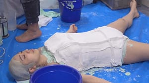 特殊メイクメッシー｜美女が妖怪に大変身メイキングシーンが見れる