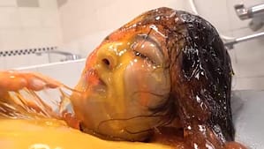 WAMメッシー｜顔面にローションをかけまくる変態プレイ