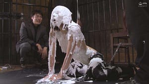 全身生クリームまみれメッシー｜流れ落ちる姿が美しく綺麗でゾクゾクする女体盛り変態フェチ動画