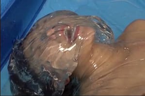 トリモチネバネバ拘束