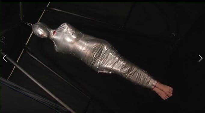 首吊りマミフィケーション