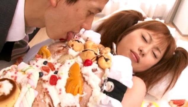 女体盛りプレイ