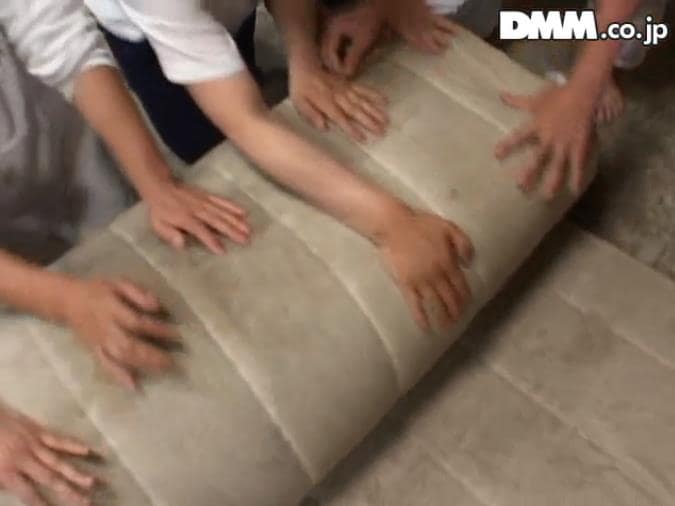 顔面ぶっかけレイプ