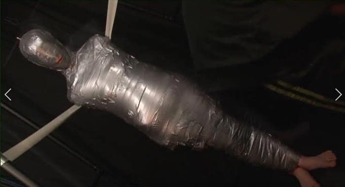 首吊りマミフィケーション