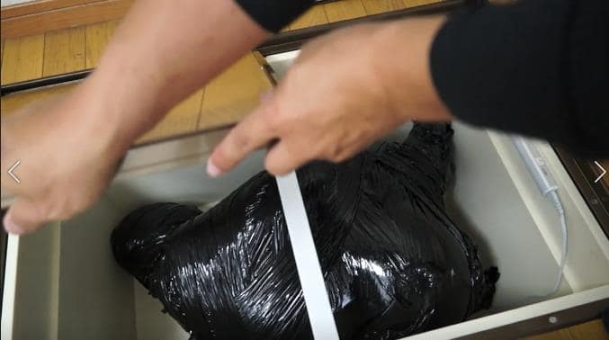 床下閉じ込め拘束