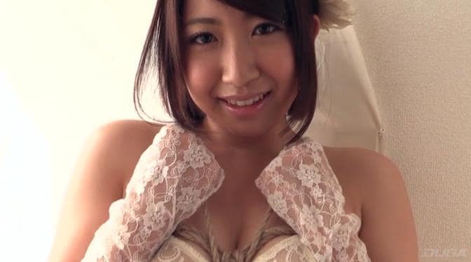 完全拘束グラビア