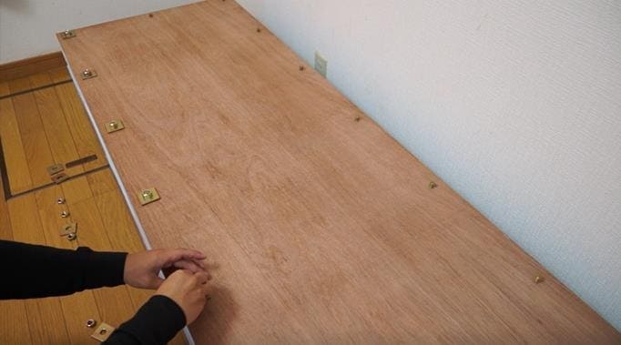 生き埋め箱埋め閉じ込め