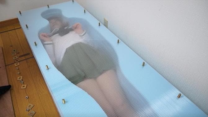 生き埋め箱埋め閉じ込め