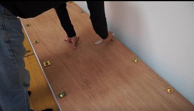 生き埋め箱埋め閉じ込め