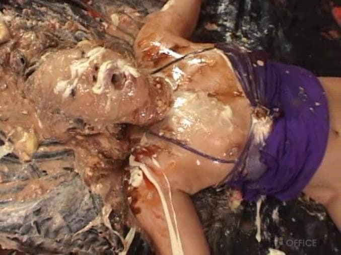 女体盛り顔面メッシー