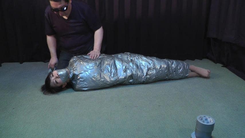 完全拘束マミフィケーション