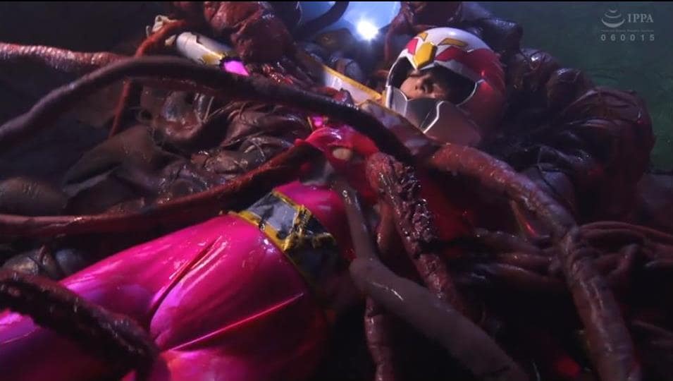 十字架磔完全拘束