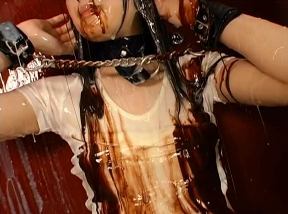 顔面ぶっかけメッシー