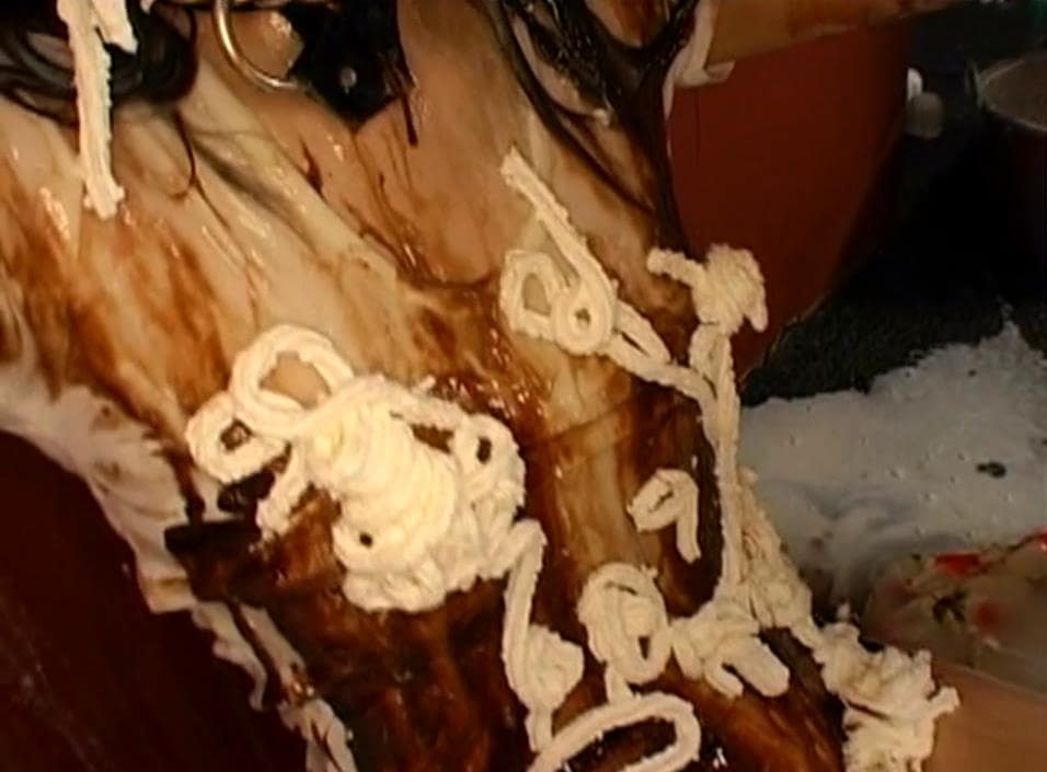 顔面ぶっかけメッシー