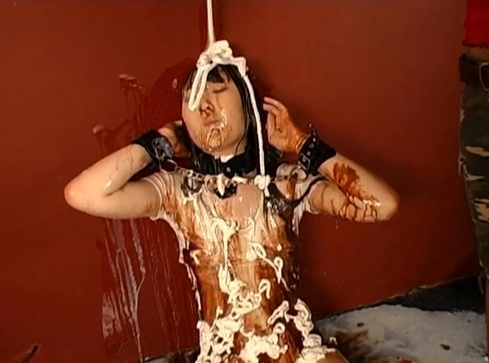 顔面ぶっかけメッシー