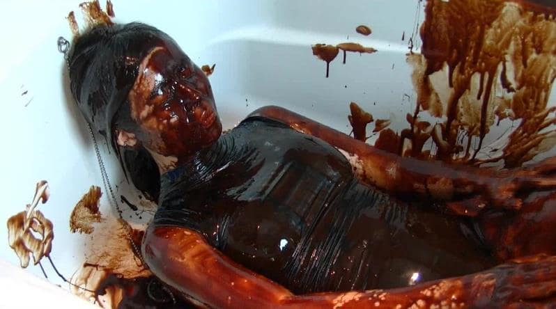 顔面ぶっかけメッシー