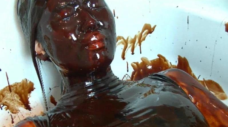 顔面ぶっかけメッシー