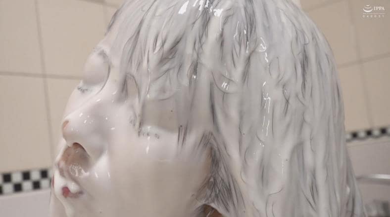 緊縛拘束ぶっかけメッシー