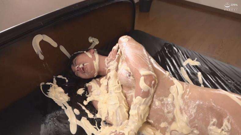 全身マヨネーズメッシー