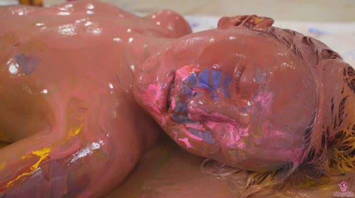 ドロッとペイントメッシー