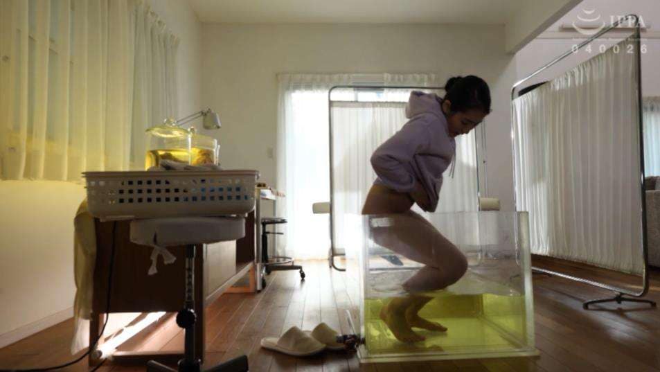 ファンタジー完全拘束凝固