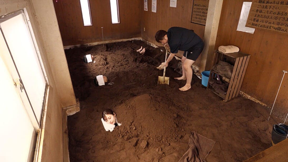 砂埋め生き埋め圧迫フェチ