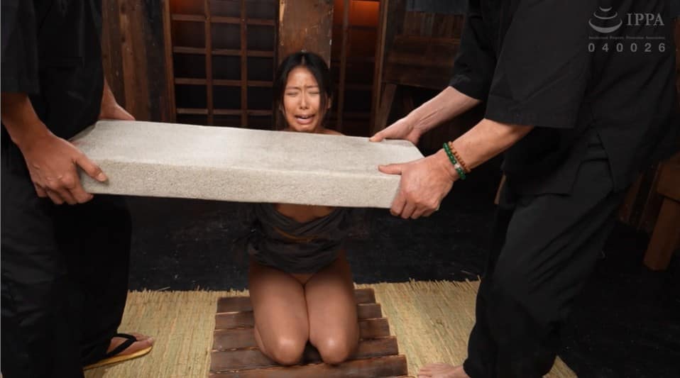 石抱きSM拷問完全拘束